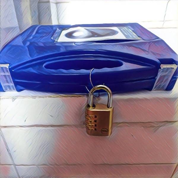 locked-padlock-box