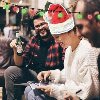 team-building-laughing-christmas team-building-laughing-christmas